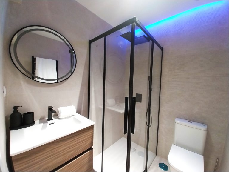 baño Coliving Olivares - Residencia de Estudiantes Premium en Villaviciosa de Odón